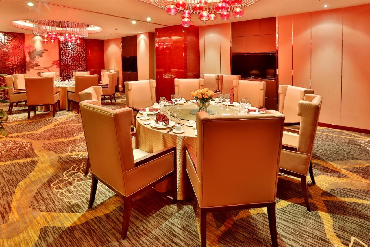 Minshan Yuanlin Grand Hotel Chongqing Exteriör bild